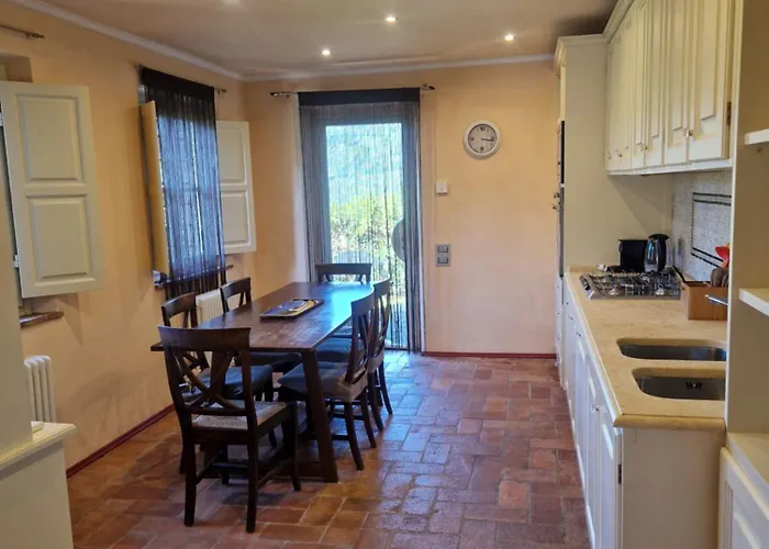 Mammolino - Medieval Mini-villa With Jacuzzi And Stunning Views