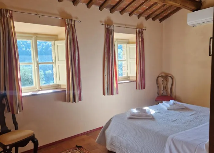 Mammolino - Medieval Mini-villa With Jacuzzi And Stunning Views Villa